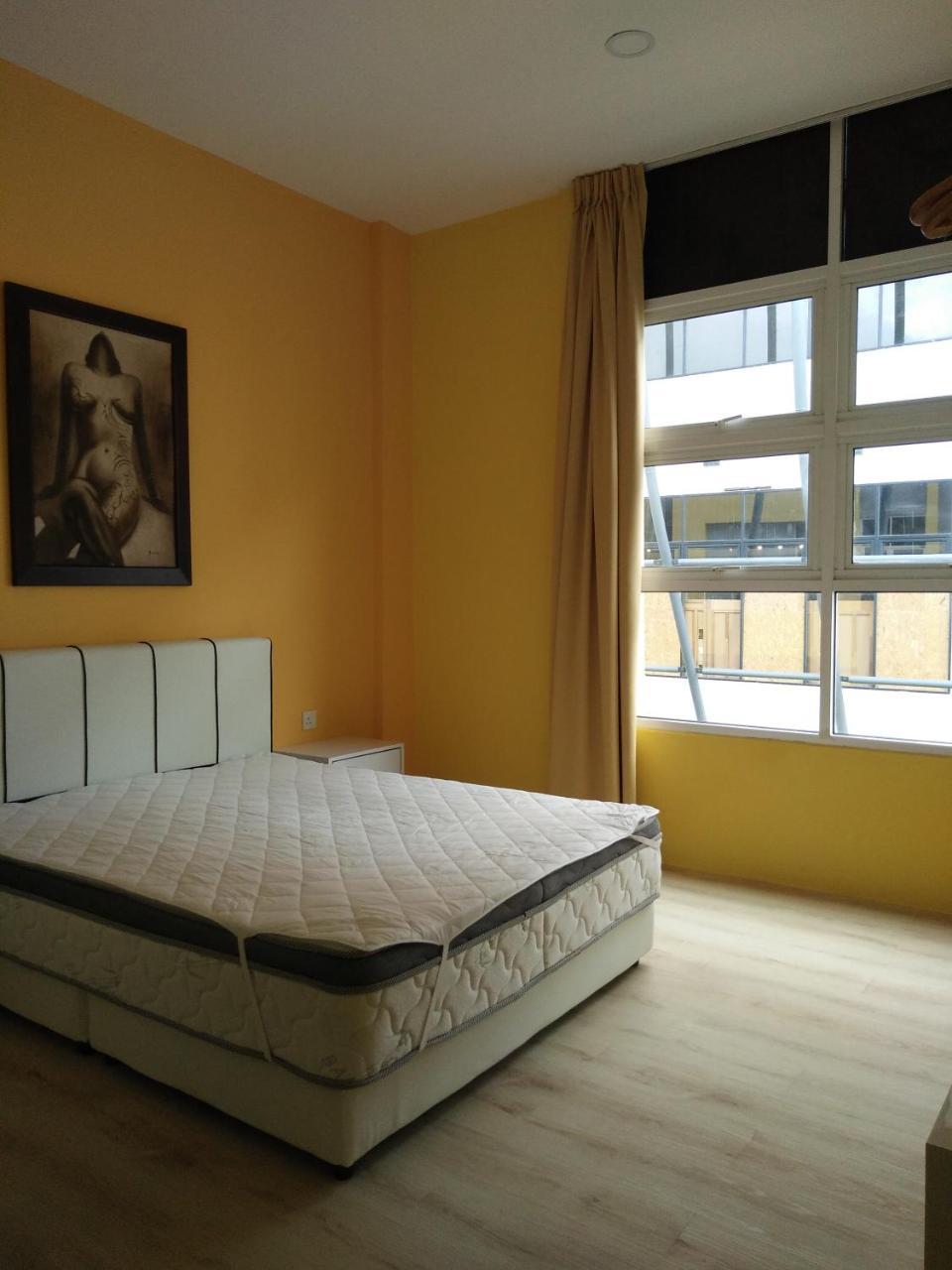 Xenia Homestay Kuching Eksteriør bilde